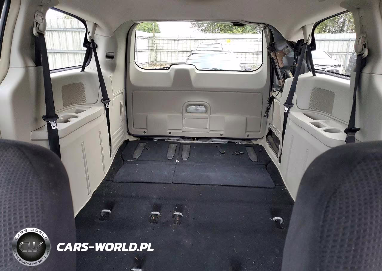2012 Dodge Grand Caravan Crew VIN:2C4RDGDG5CR246841 - 10