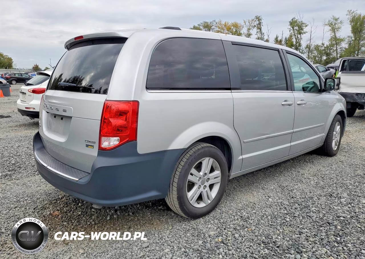 2012 Dodge Grand Caravan Crew VIN:2C4RDGDG5CR246841 - 3