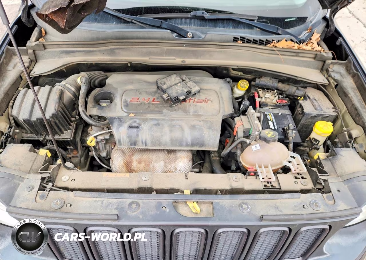 2017 Jeep Renegade Trailhawk VIN:ZACCJBCB1HPE51611 - 12