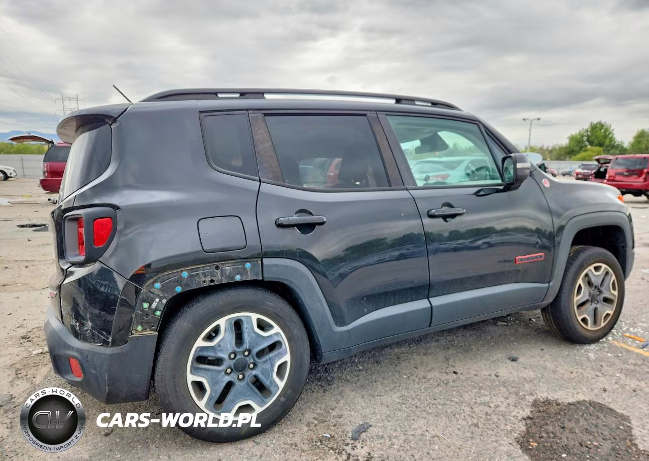 2017 Jeep Renegade Trailhawk VIN:ZACCJBCB1HPE51611 - 3