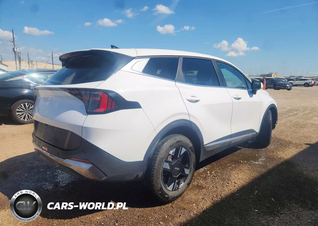 2026 Kia Sportage Lx VIN:5XYK23DF8TG404097 - 3