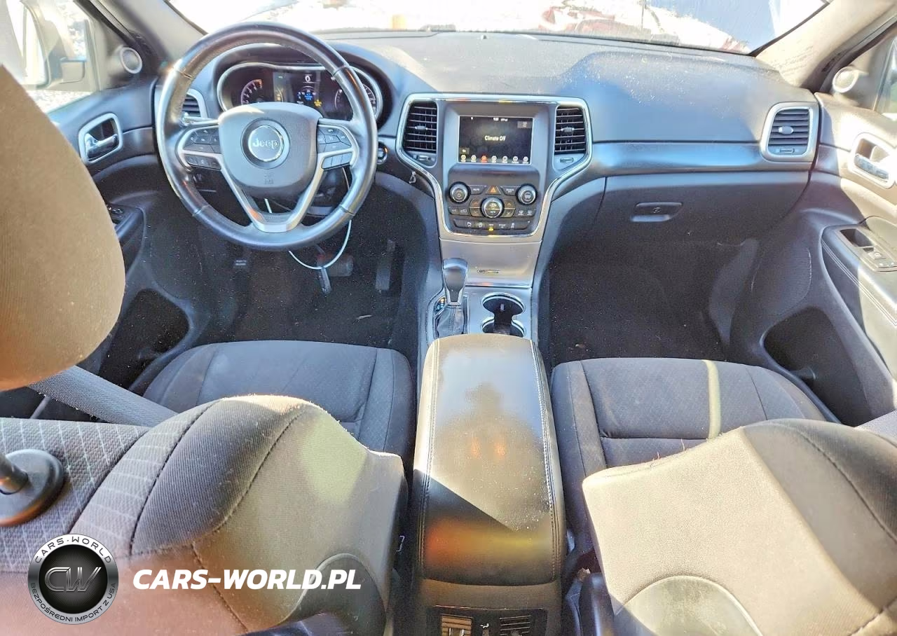 2018 Jeep Grand Cherokee Laredo VIN:1C4RJFAG1JC276688 - 8