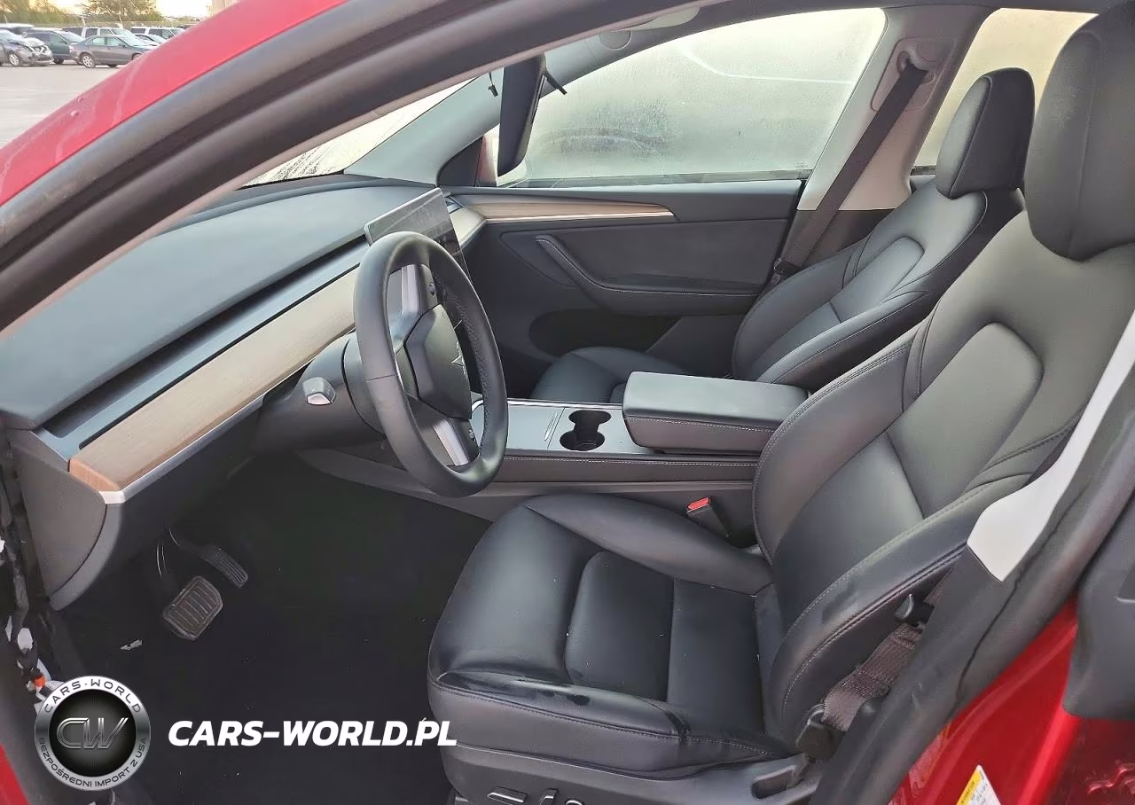 2025 Tesla Model Y VIN:7SAYGDEE4SA369460 - 7