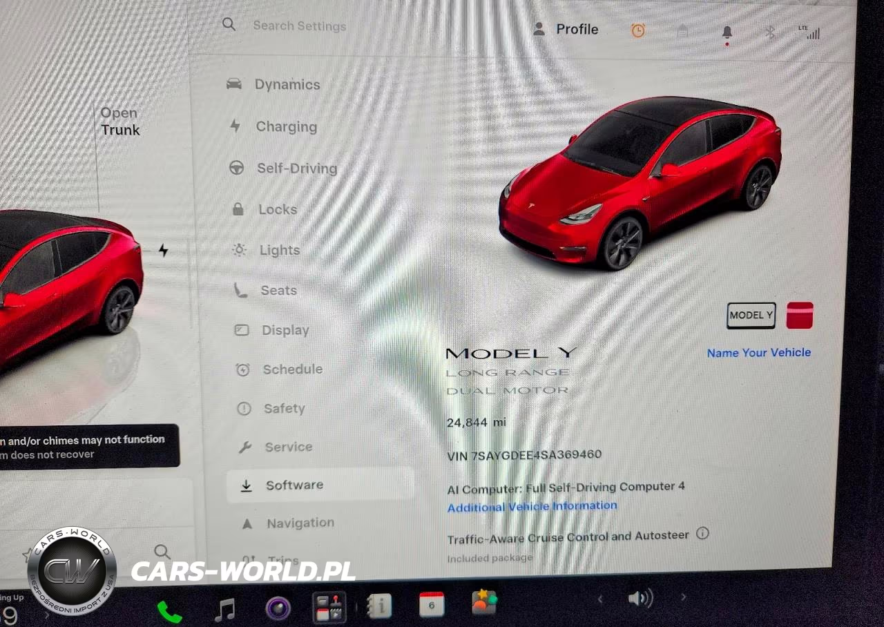 2025 Tesla Model Y VIN:7SAYGDEE4SA369460 - 9