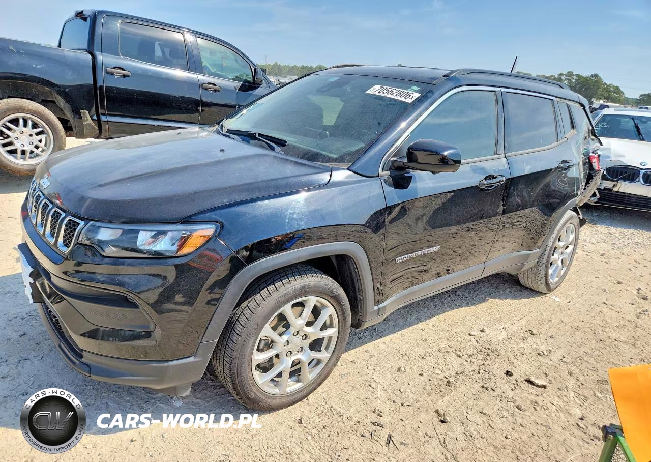 2023 Jeep Compass Latitude Lux