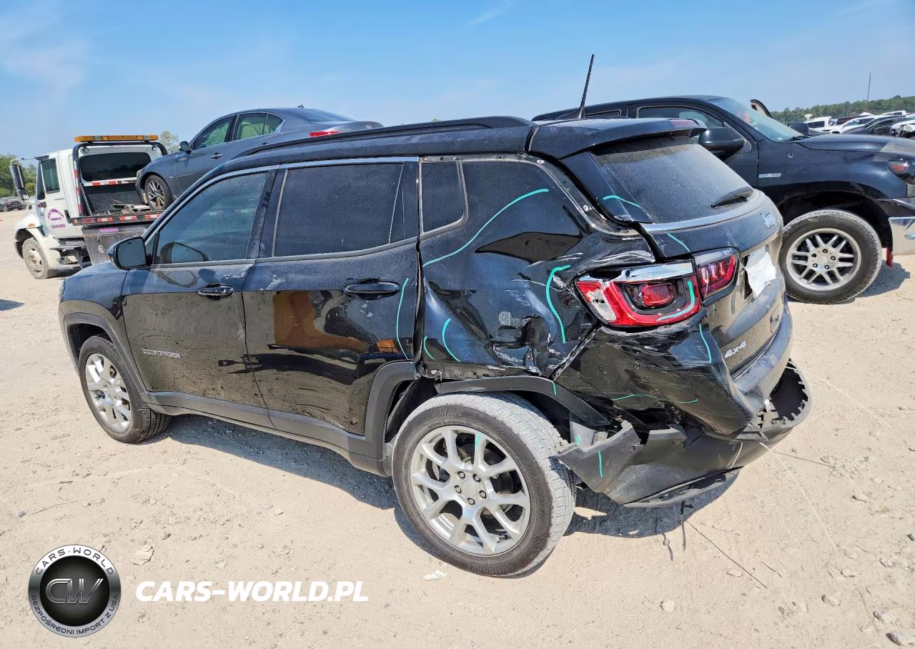 2023 Jeep Compass Latitude Lux VIN:3C4NJDFN9PT518005 - 2
