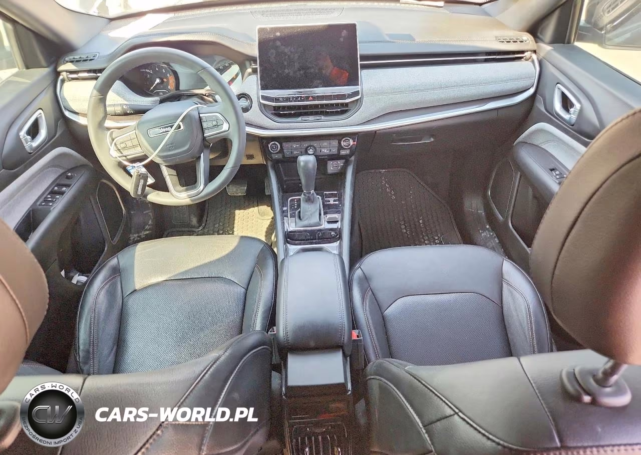 2023 Jeep Compass Latitude Lux VIN:3C4NJDFN9PT518005 - 8
