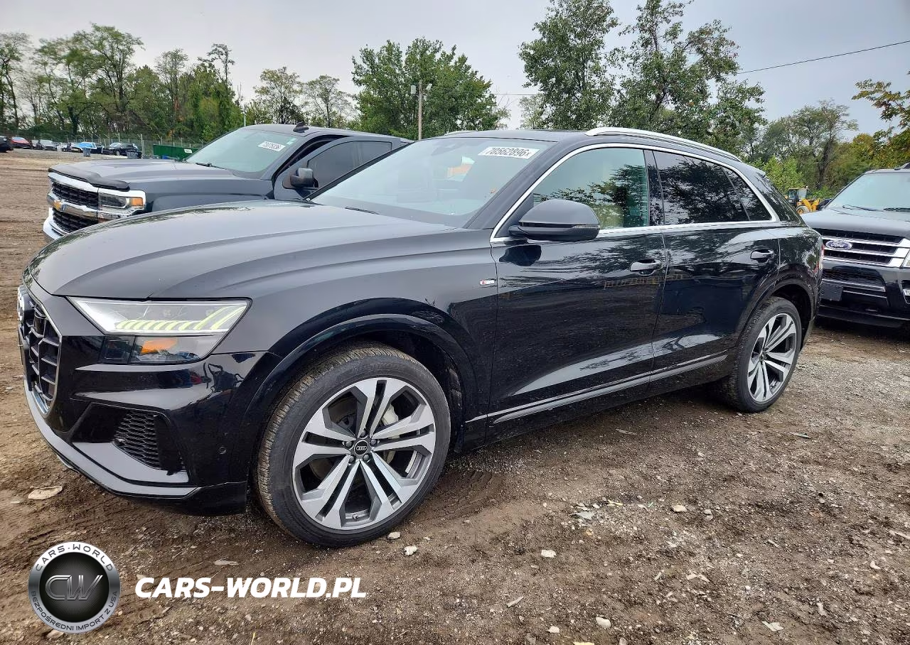 2022 Audi Q8 Premium Plus S-Line – zdjęcie 1 z 13