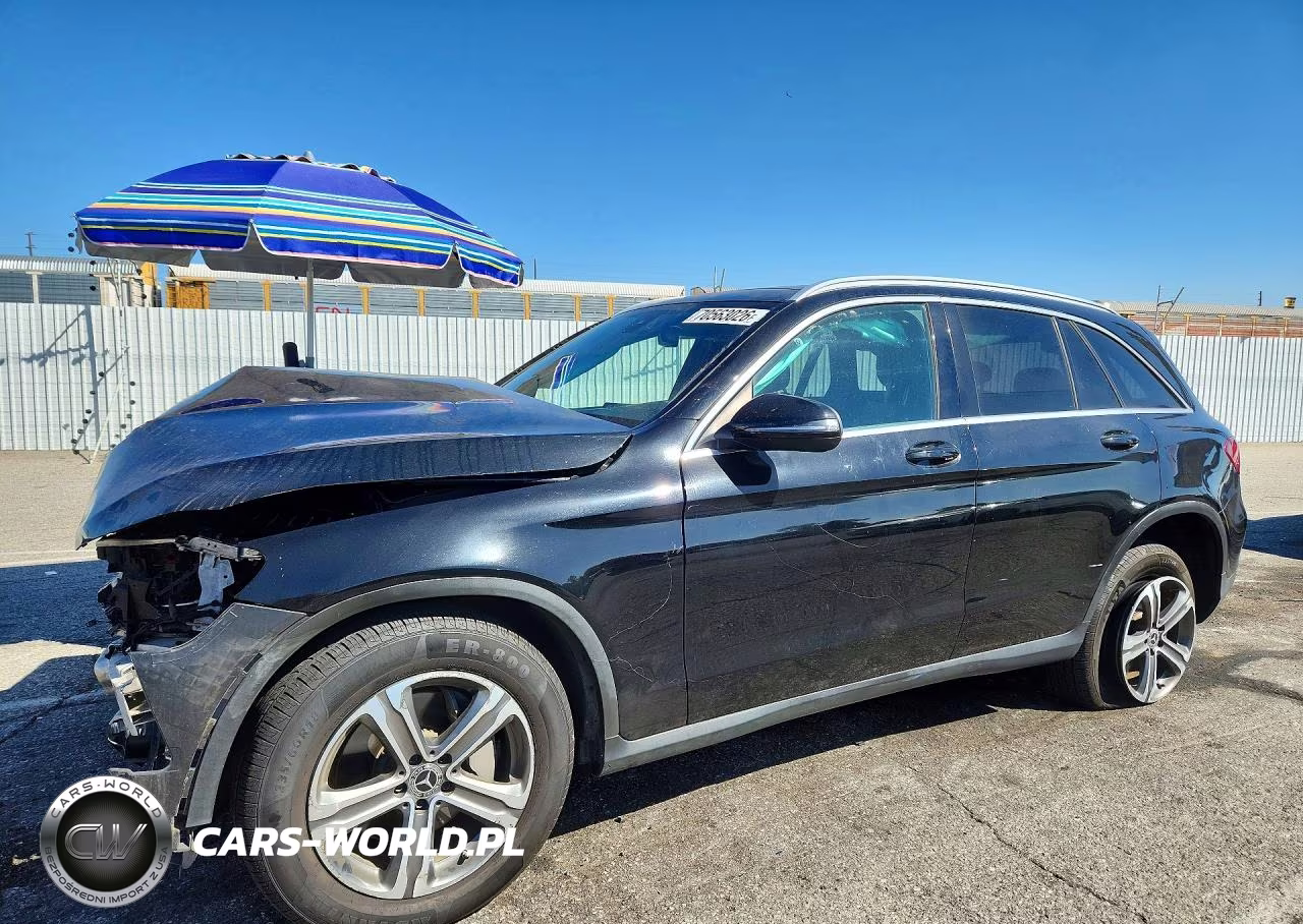 2020 Mercedes-Benz Glc 300 – zdjęcie 1 z 13