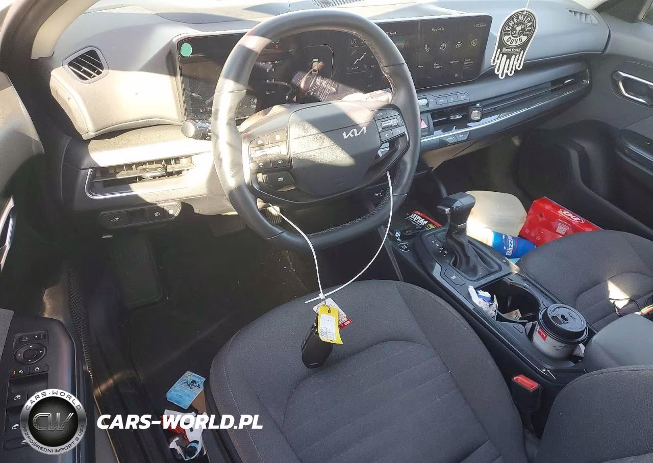 2025 Kia K4 Ex VIN:3KPFU4DE3SE192567 - 8