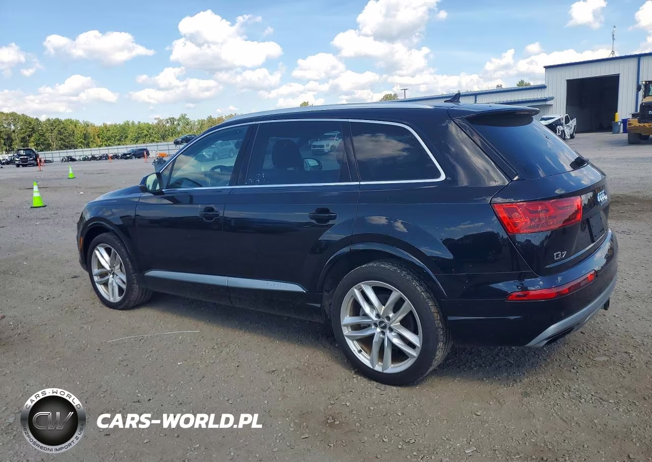 2018 Audi Q7 Prestige VIN:WA1VAAF70JD043769 - 2