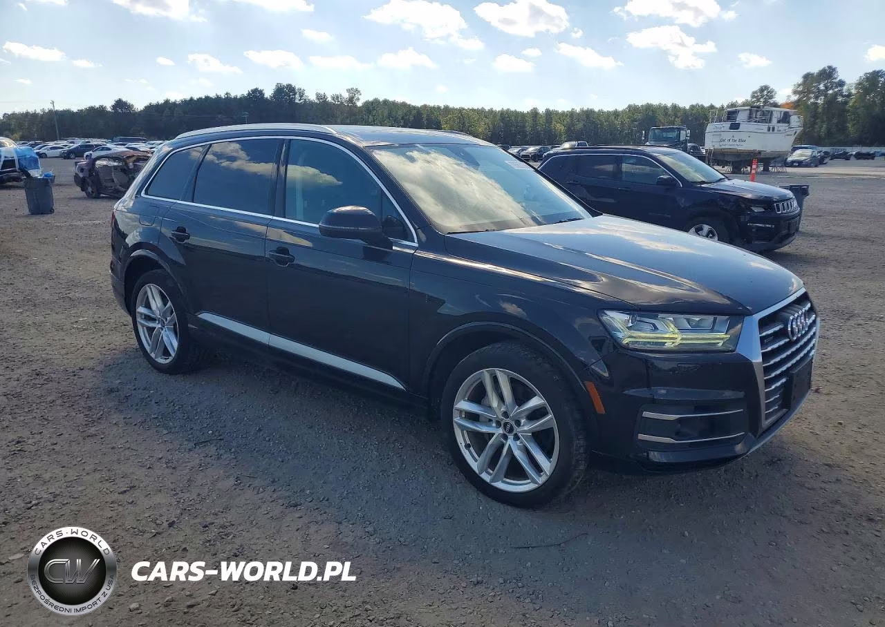 2018 Audi Q7 Prestige VIN:WA1VAAF70JD043769 - 4