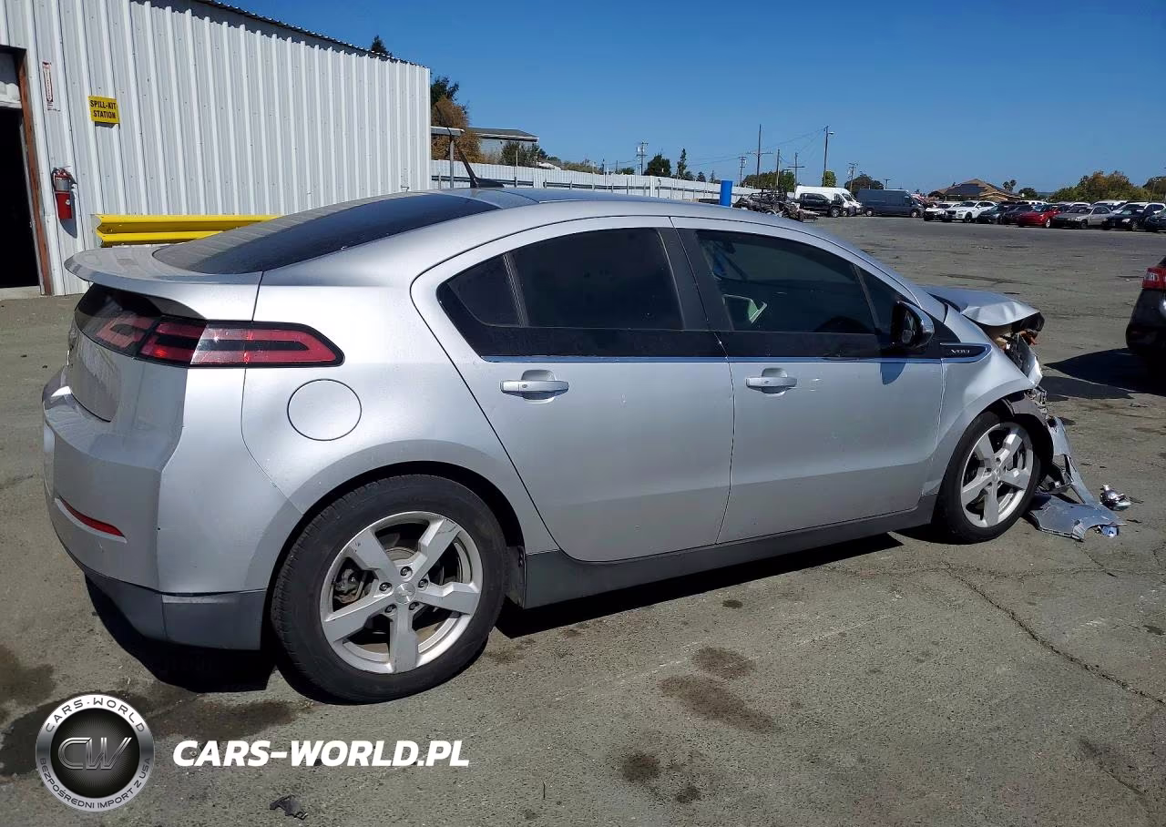 2013 Chevrolet Volt VIN:1G1RE6E47DU127679 - 3