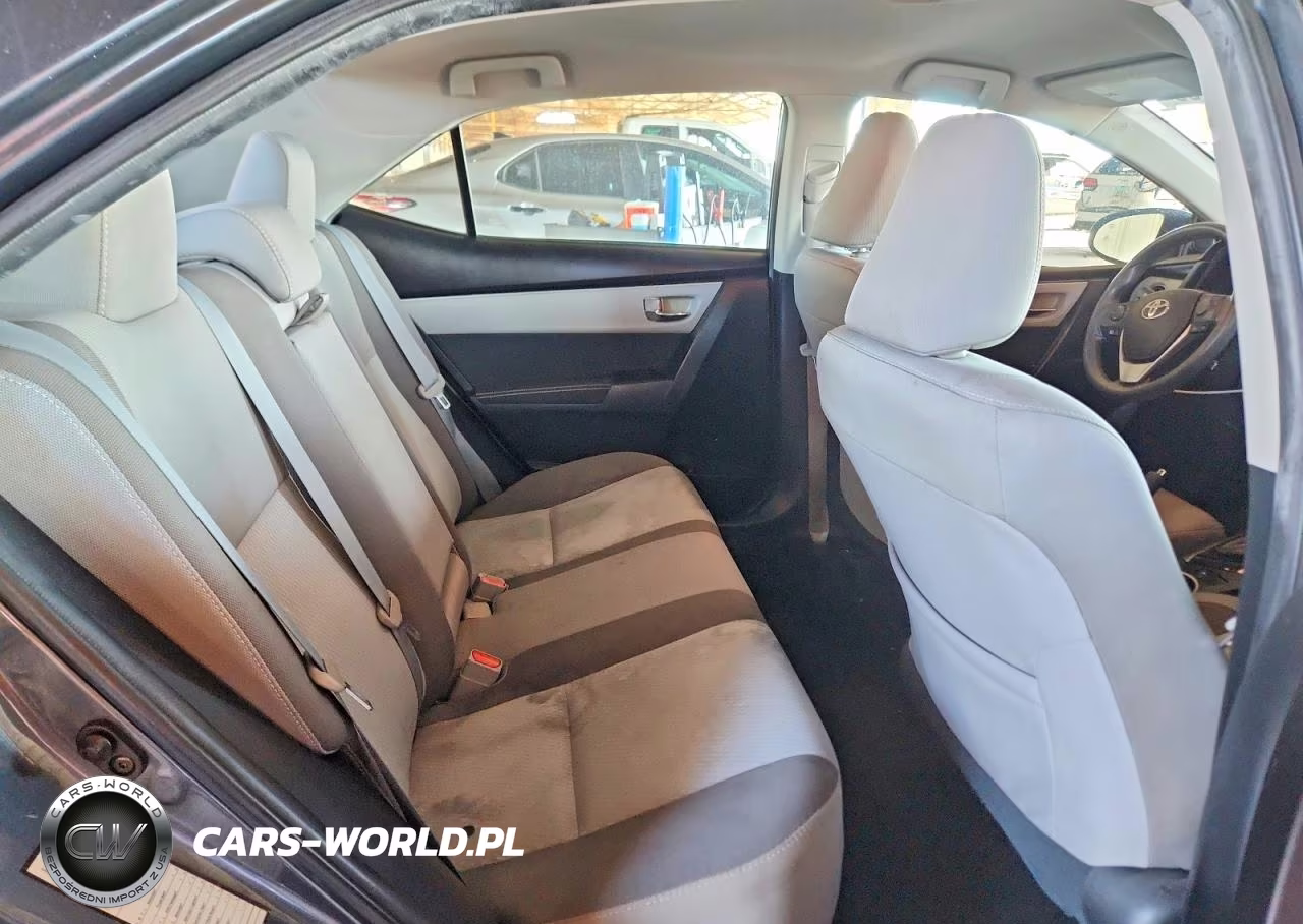2018 Toyota Corolla Le VIN:2T1BURHE0JC052401 - 10