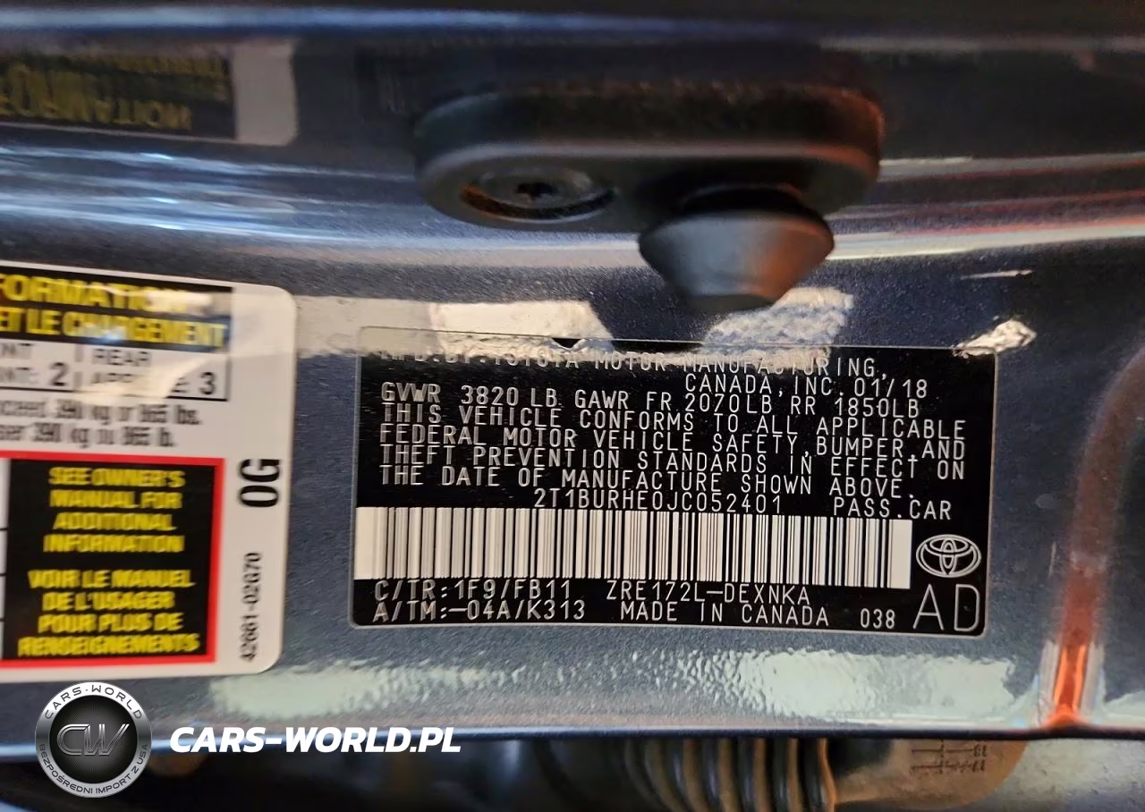 2018 Toyota Corolla Le VIN:2T1BURHE0JC052401 - 12