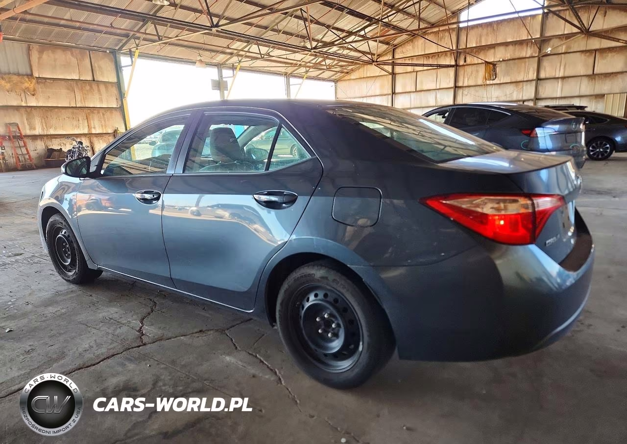 2018 Toyota Corolla Le VIN:2T1BURHE0JC052401 - 2