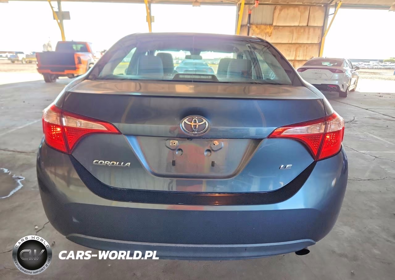 2018 Toyota Corolla Le VIN:2T1BURHE0JC052401 - 6