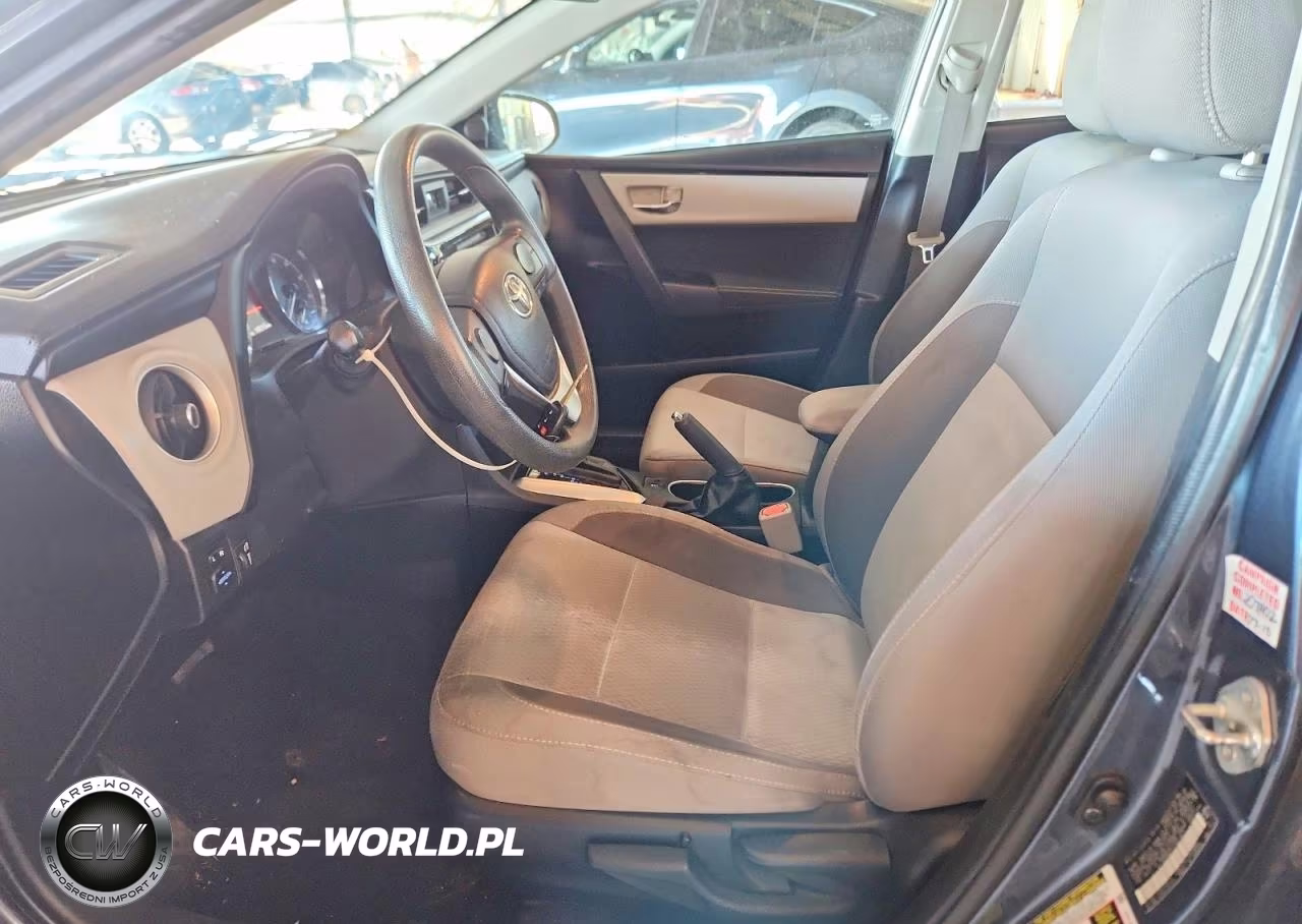 2018 Toyota Corolla Le VIN:2T1BURHE0JC052401 - 7