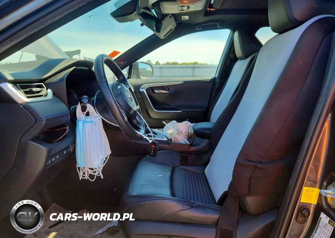 2020 Toyota Rav4 Xse VIN:2T3EWRFV2LW063838 - 7