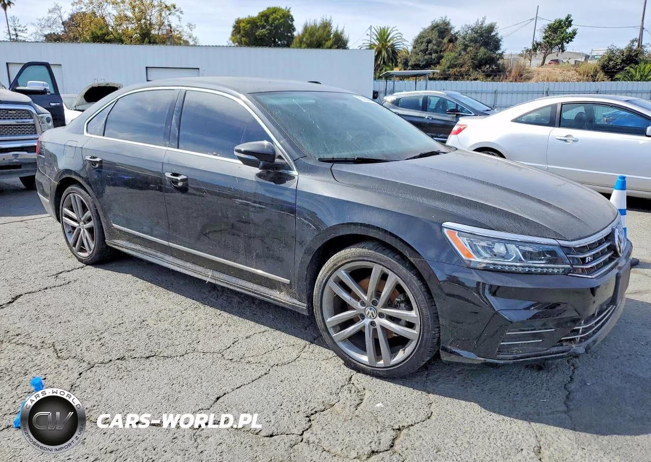 2016 Volkswagen Passat S VIN:1VWAT7A30GC044292 - 4