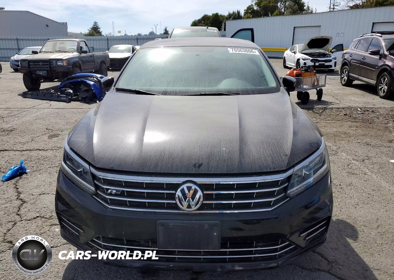 2016 Volkswagen Passat S VIN:1VWAT7A30GC044292 - 5