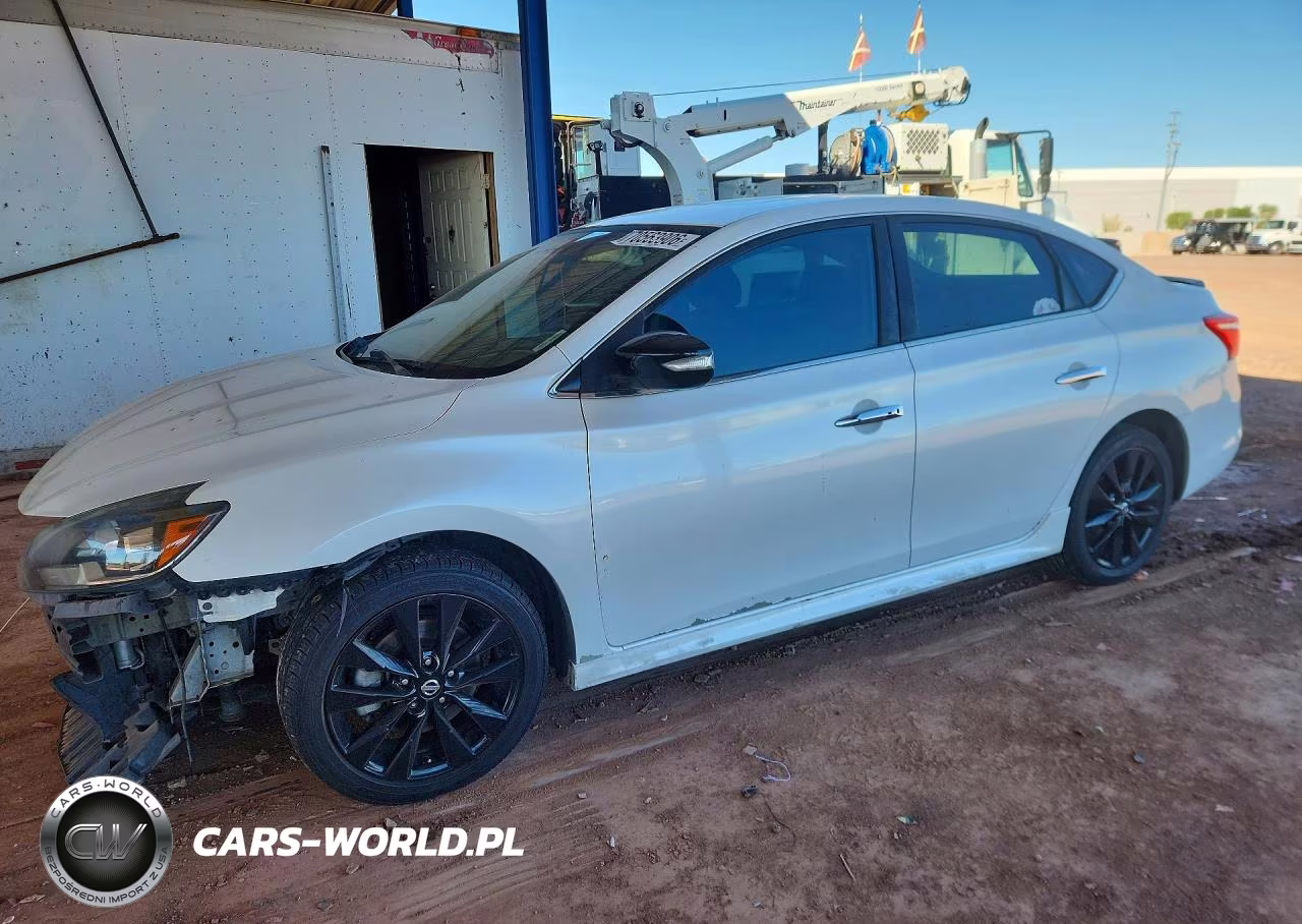 2017 Nissan Sentra Sr Turbo – zdjęcie 1 z 13