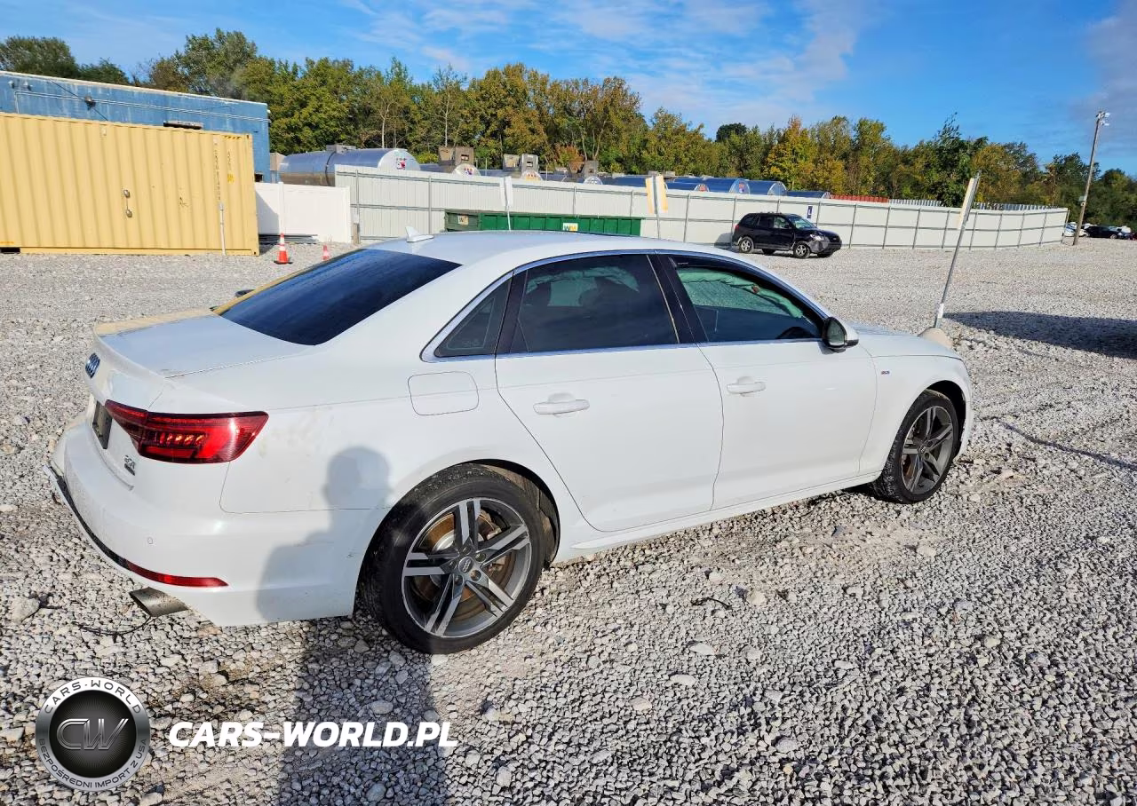 2018 Audi A4 Premium Plus VIN:WAUENAF42JN001580 - 3