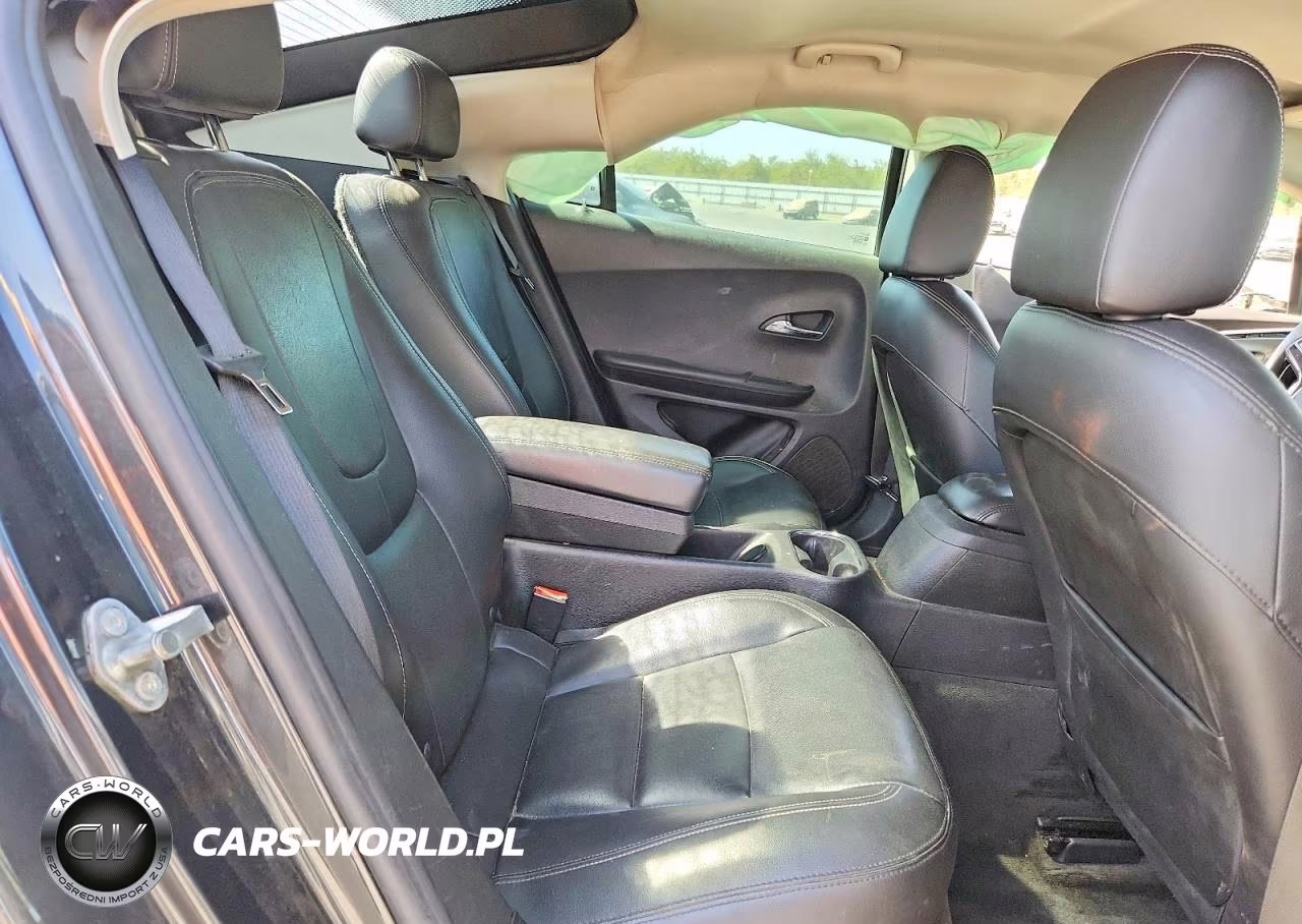 2015 Chevrolet Volt VIN:1G1RD6E44FU128293 - 10