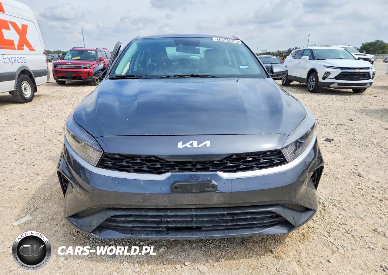 2023 Kia Forte Lxs VIN:3KPF24AD0PE621947 - 5