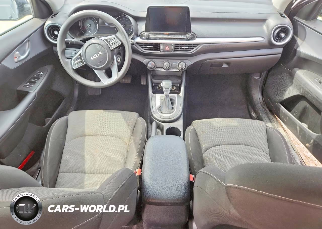 2023 Kia Forte Lxs VIN:3KPF24AD0PE621947 - 8