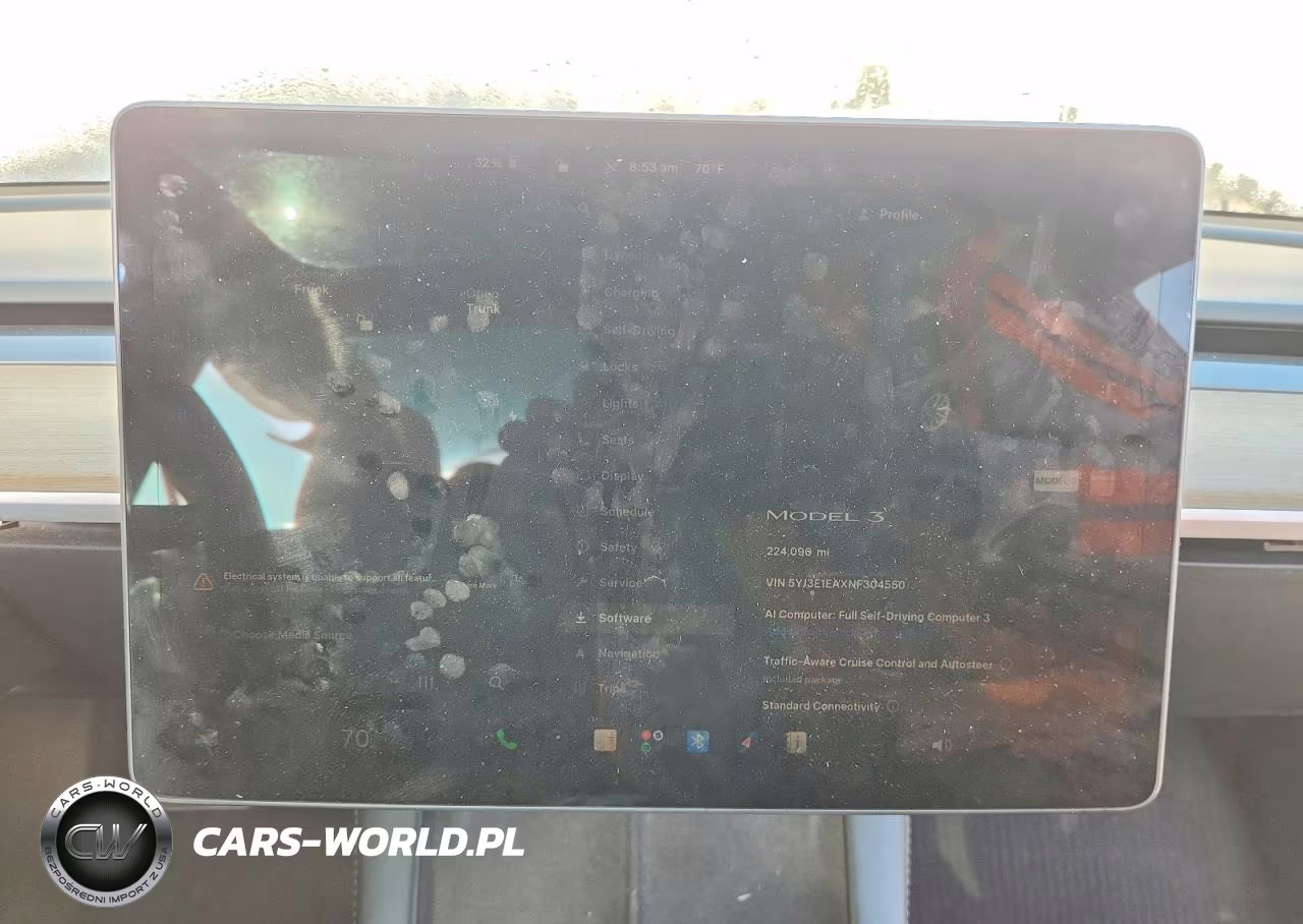2022 Tesla Model 3 VIN:5YJ3E1EAXNF304550 - 9