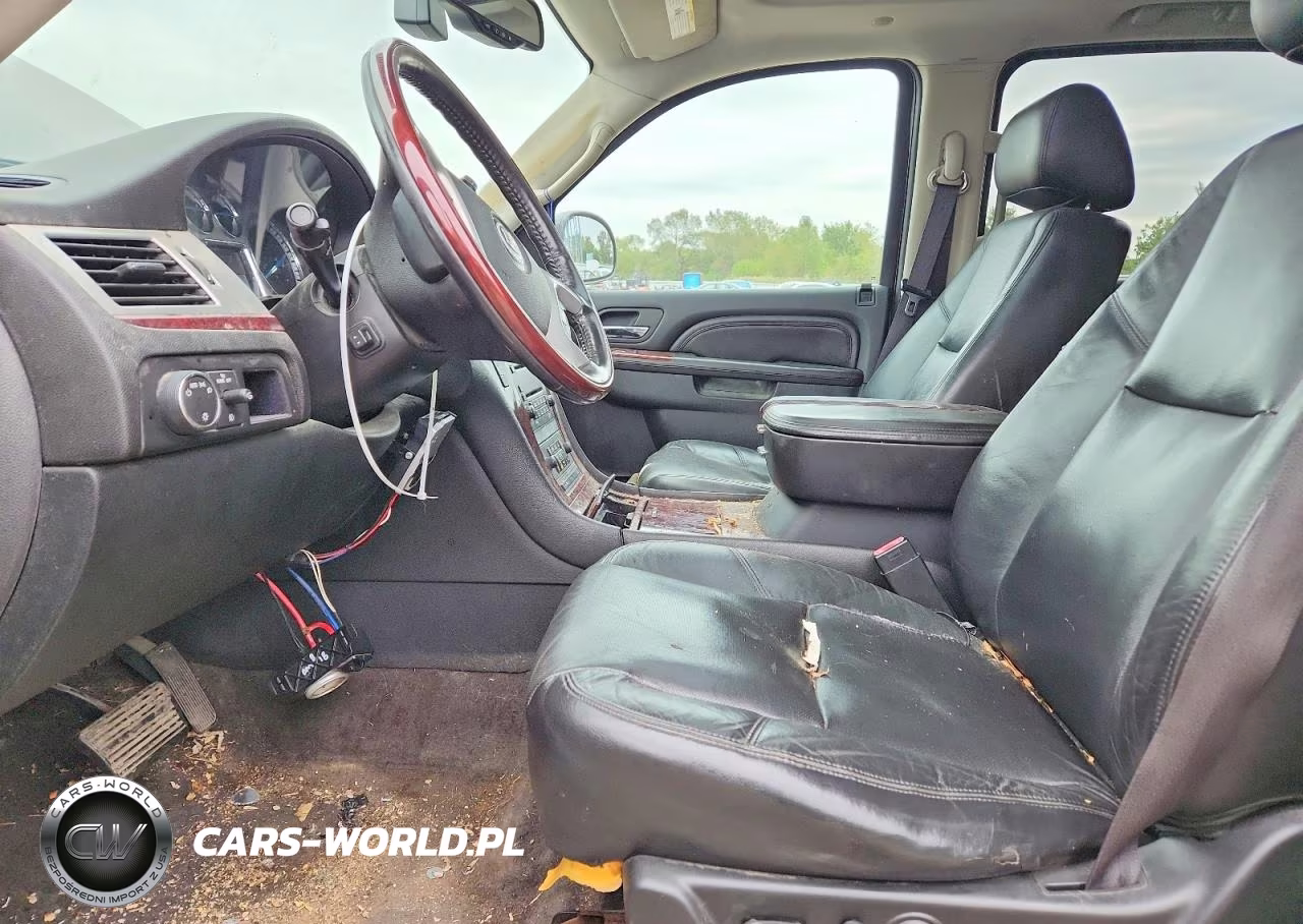 2010 Cadillac Escalade Esv Premium VIN:1GYUKJEF0AR209891 - 7