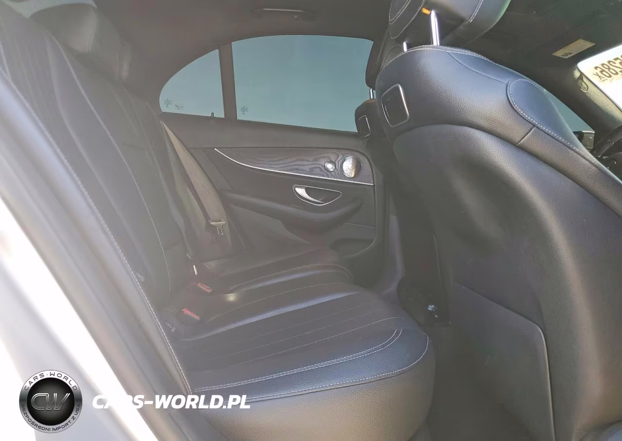 2018 Mercedes-Benz E 300 VIN:WDDZF4JB6JA329073 - 10