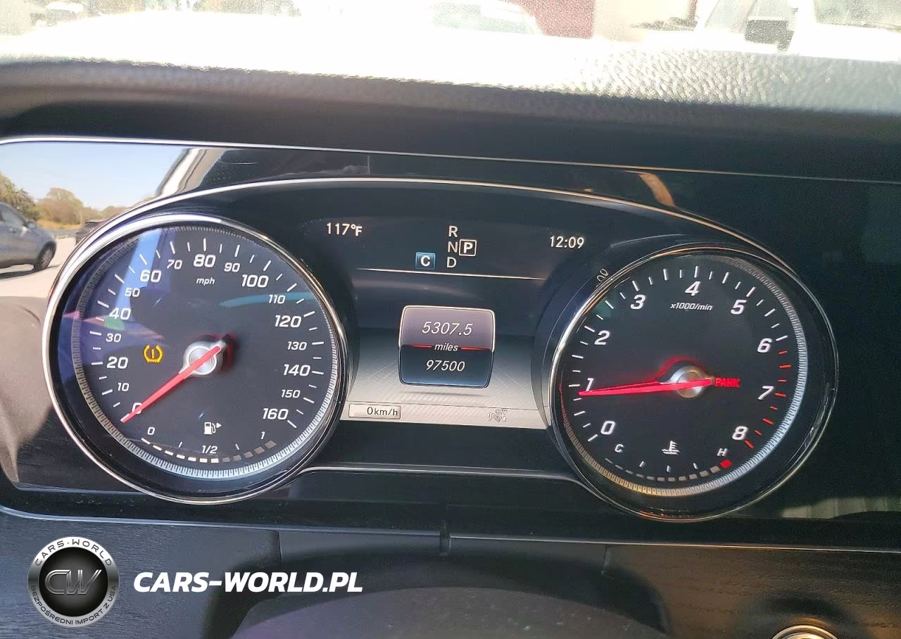 2018 Mercedes-Benz E 300 VIN:WDDZF4JB6JA329073 - 9