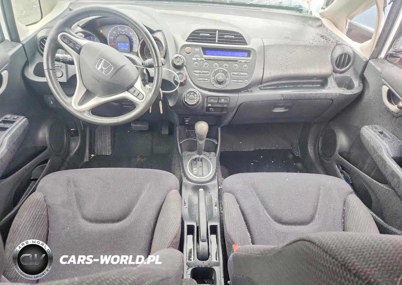 2013 Honda Fit Sport VIN:JHMGE8H57DC017802 - 8