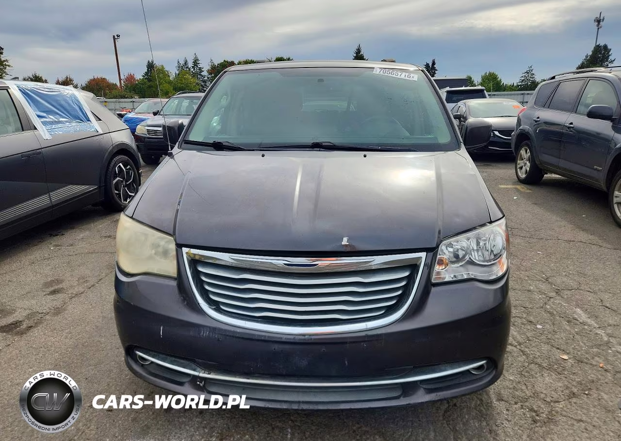 2016 Chrysler Town & Country Touring VIN:2C4RC1BG6GR299380 - 5