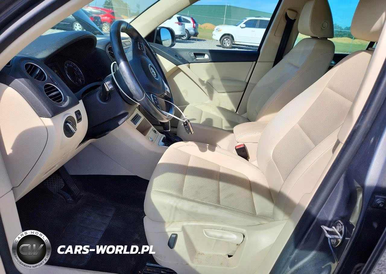2014 Volkswagen Tiguan S VIN:WVGAV3AX5EW625416 - 7