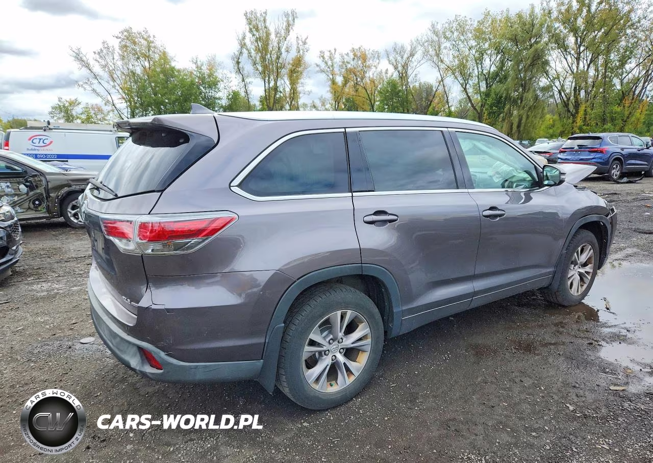 2015 Toyota Highlander Xle VIN:5TDJKRFH5FS144326 - 3