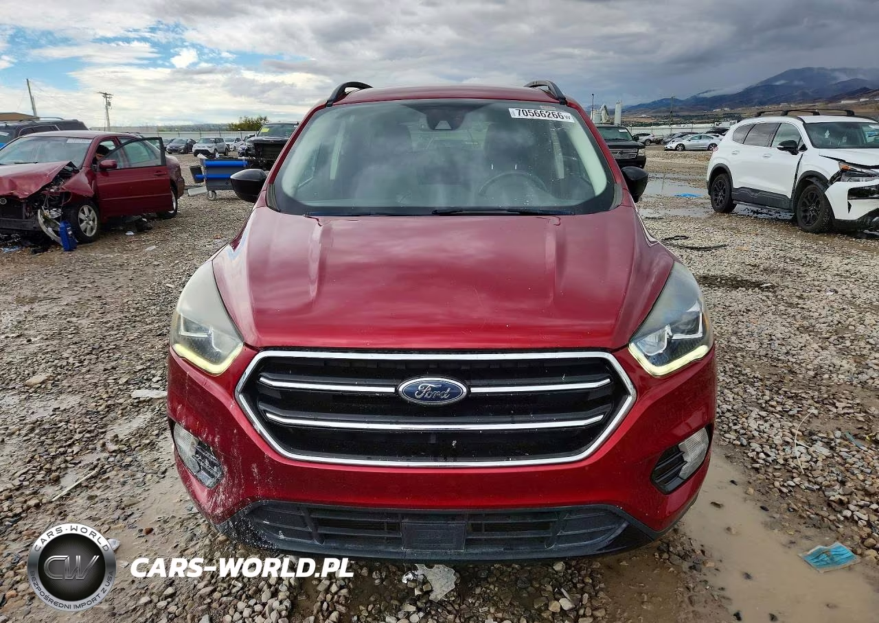 2018 Ford Escape Se VIN:1FMCU9GD9JUB61077 - 5