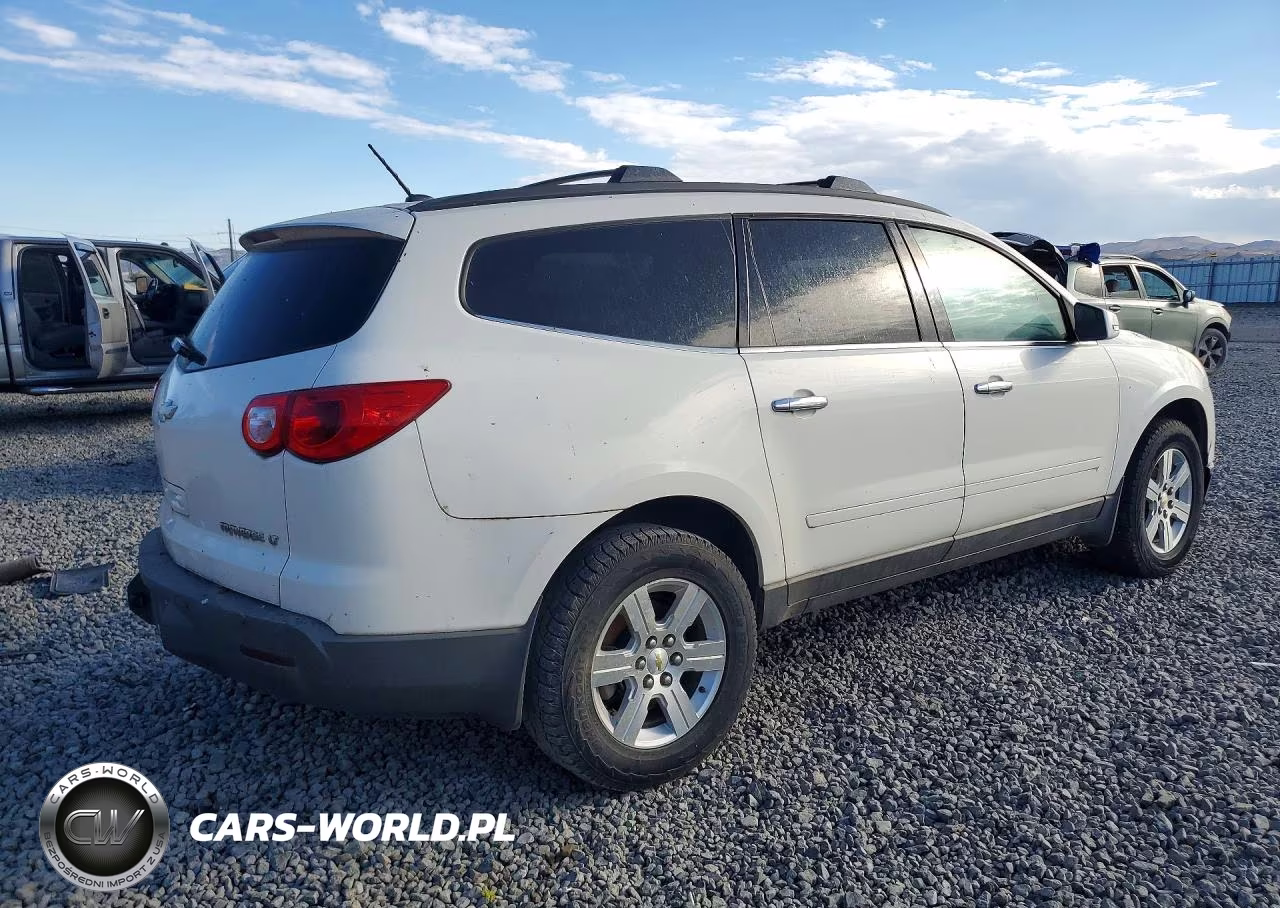2010 Chevrolet Traverse Lt VIN:1GNLVFED1AJ226998 - 3