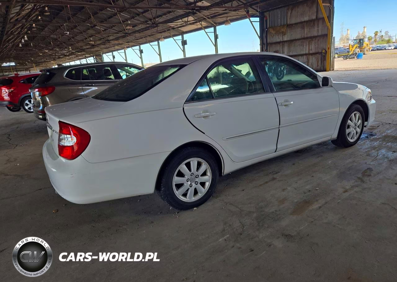2003 Toyota Camry Xle VIN:4T1BE30K83U247899 - 3