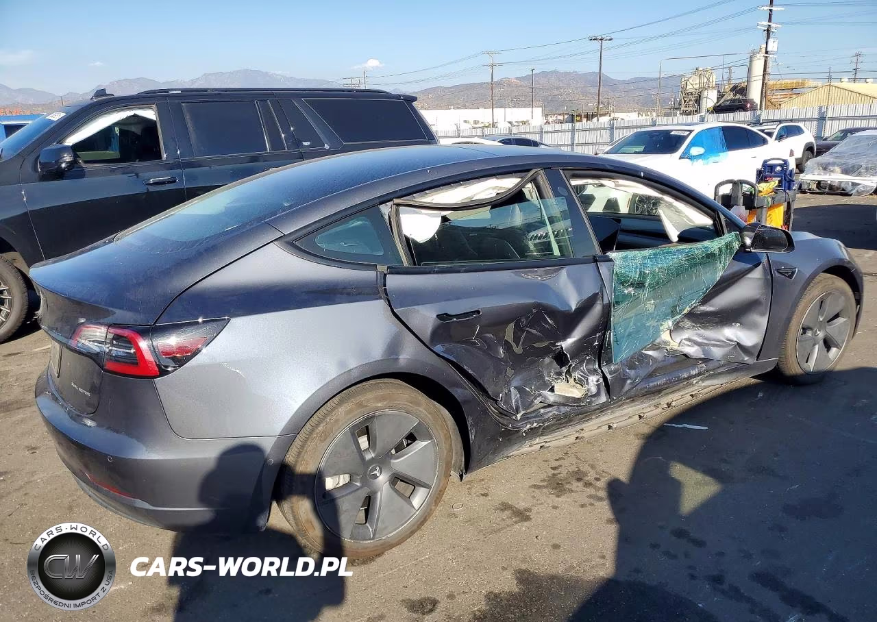2022 Tesla Model 3 VIN:5YJ3E1EB4NF267147 - 3