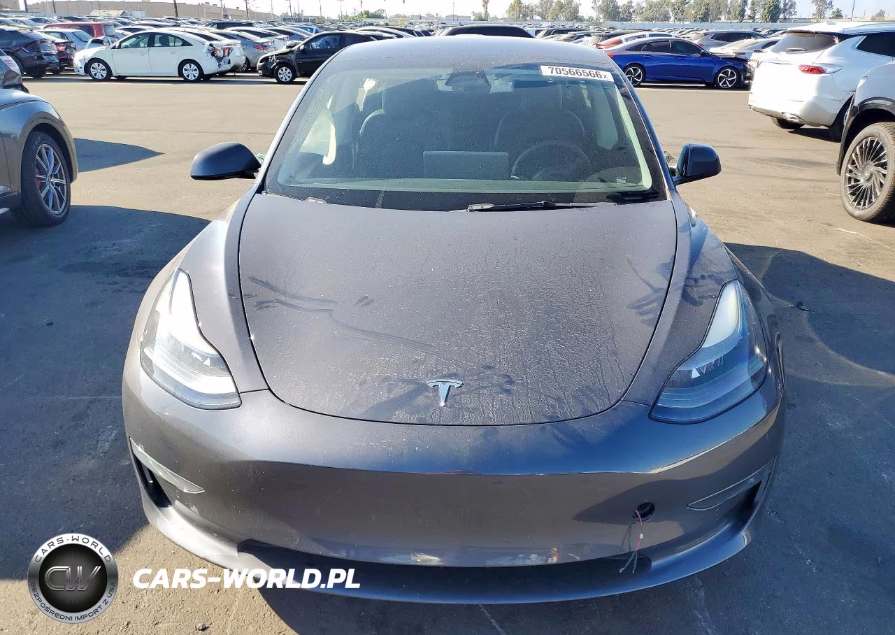 2022 Tesla Model 3 VIN:5YJ3E1EB4NF267147 - 5