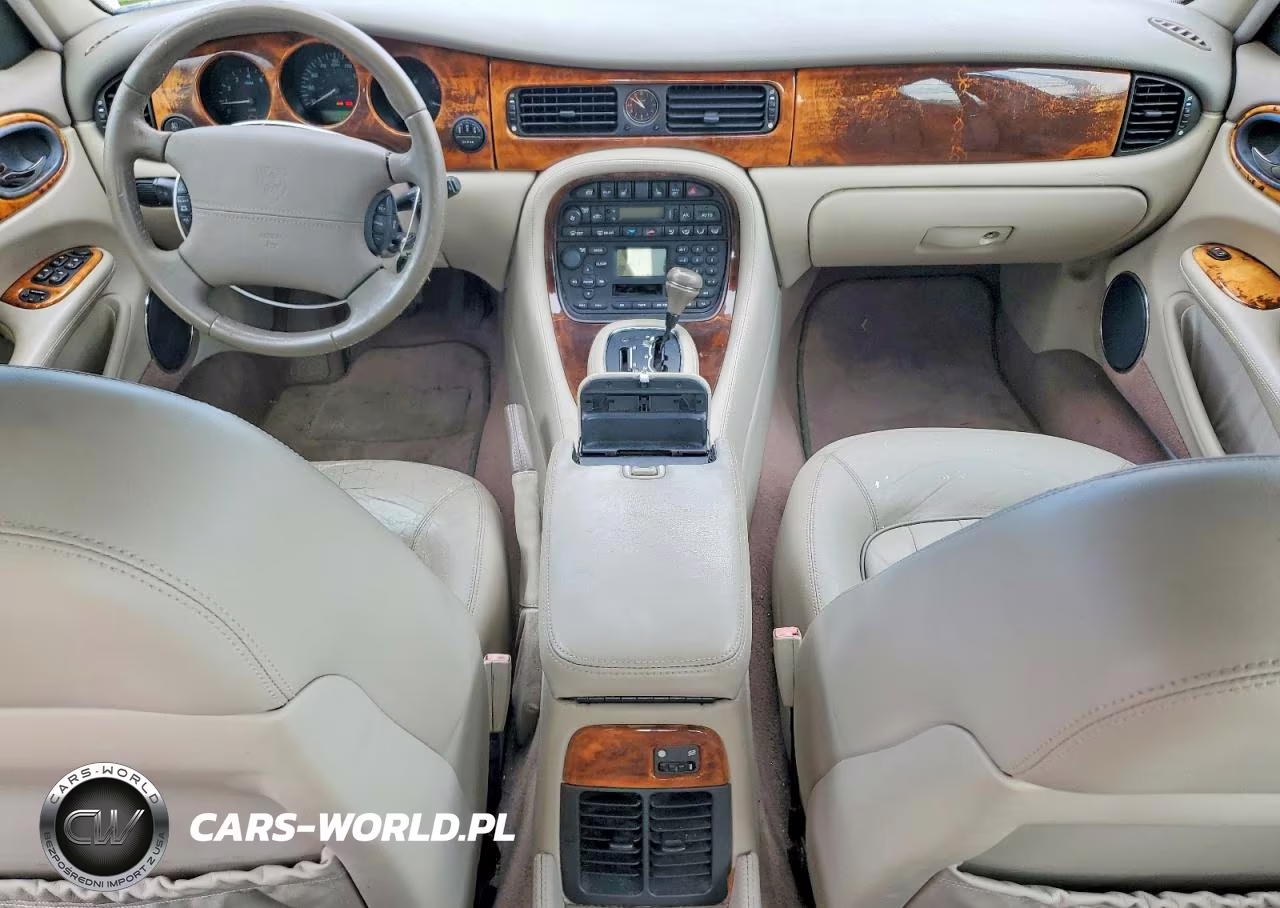 2003 Jaguar Xj8 VIN:SAJDA14C33LF54200 - 8