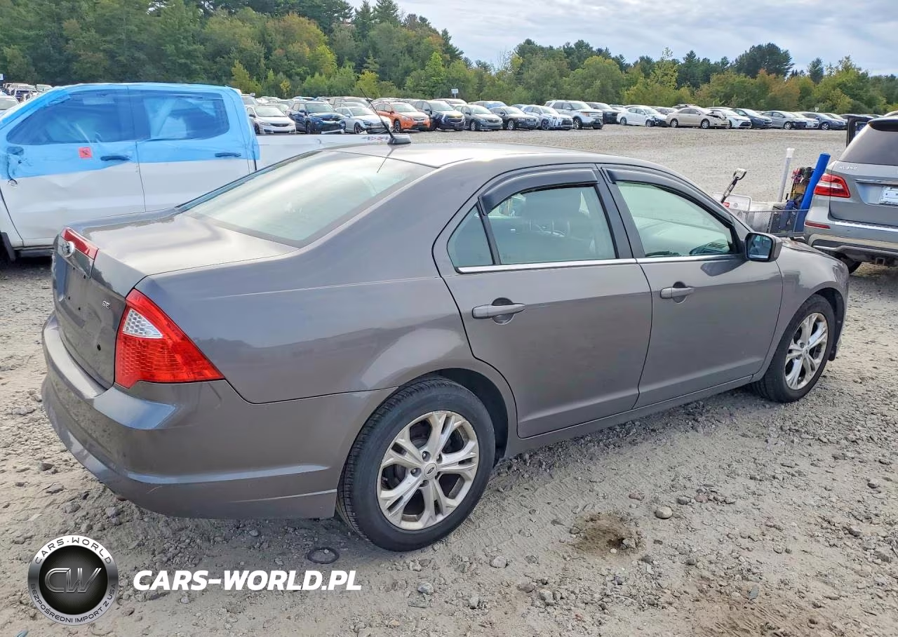 2012 Ford Fusion Se VIN:3FAHP0HA4CR279930 - 3