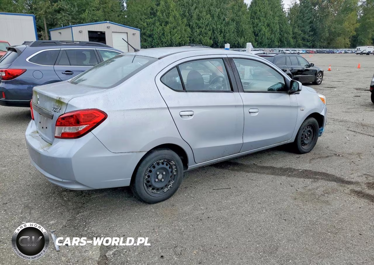 2018 Mitsubishi Mirage G4 Es VIN:ML32F3FJ6JHF16414 - 3