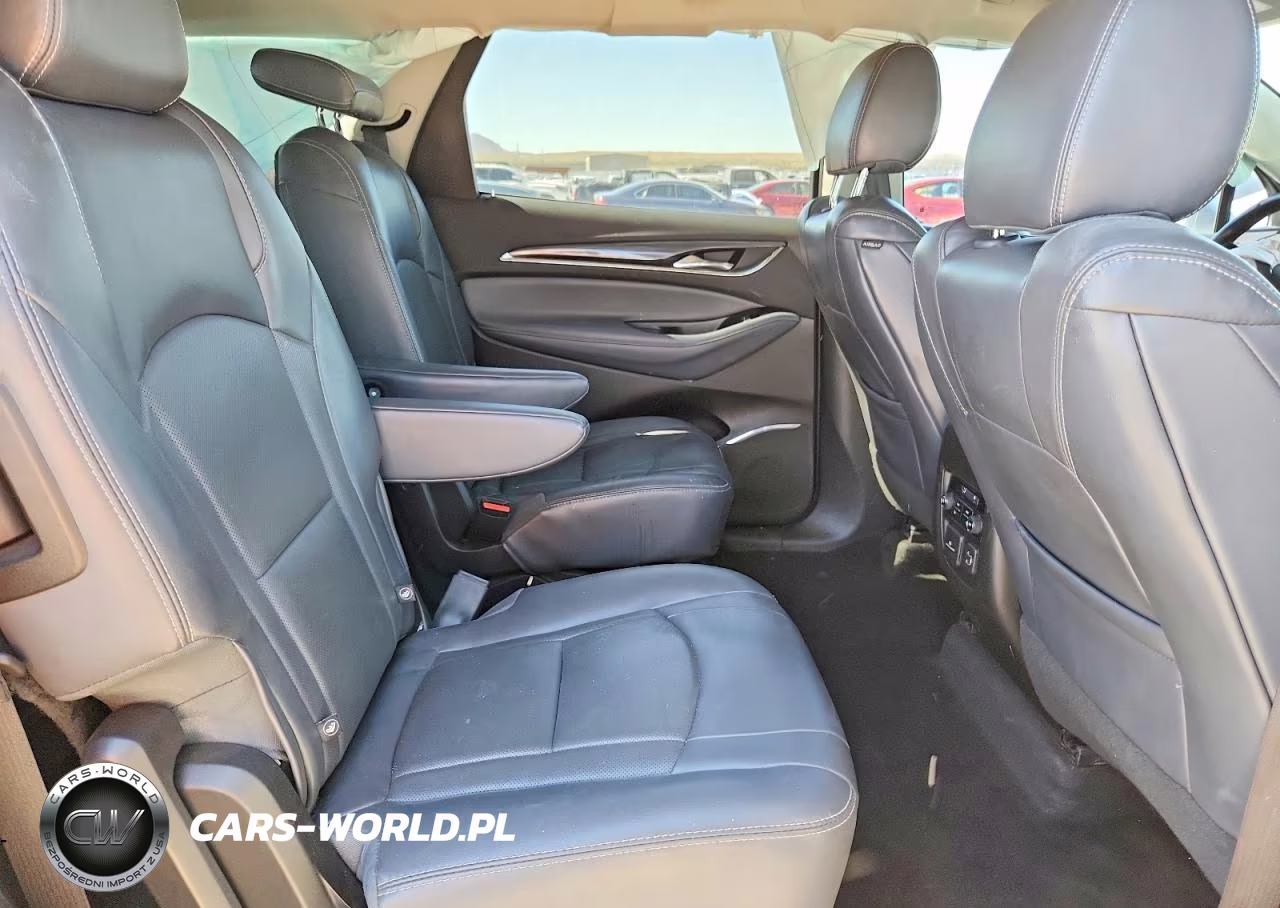 2018 Buick Enclave Premium VIN:5GAERCKW9JJ228056 - 11