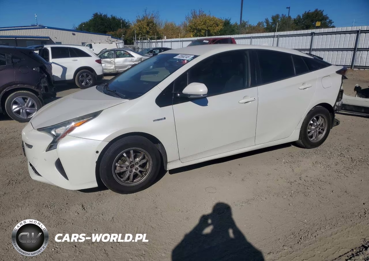2018 Toyota Prius Two – zdjęcie 1 z 13