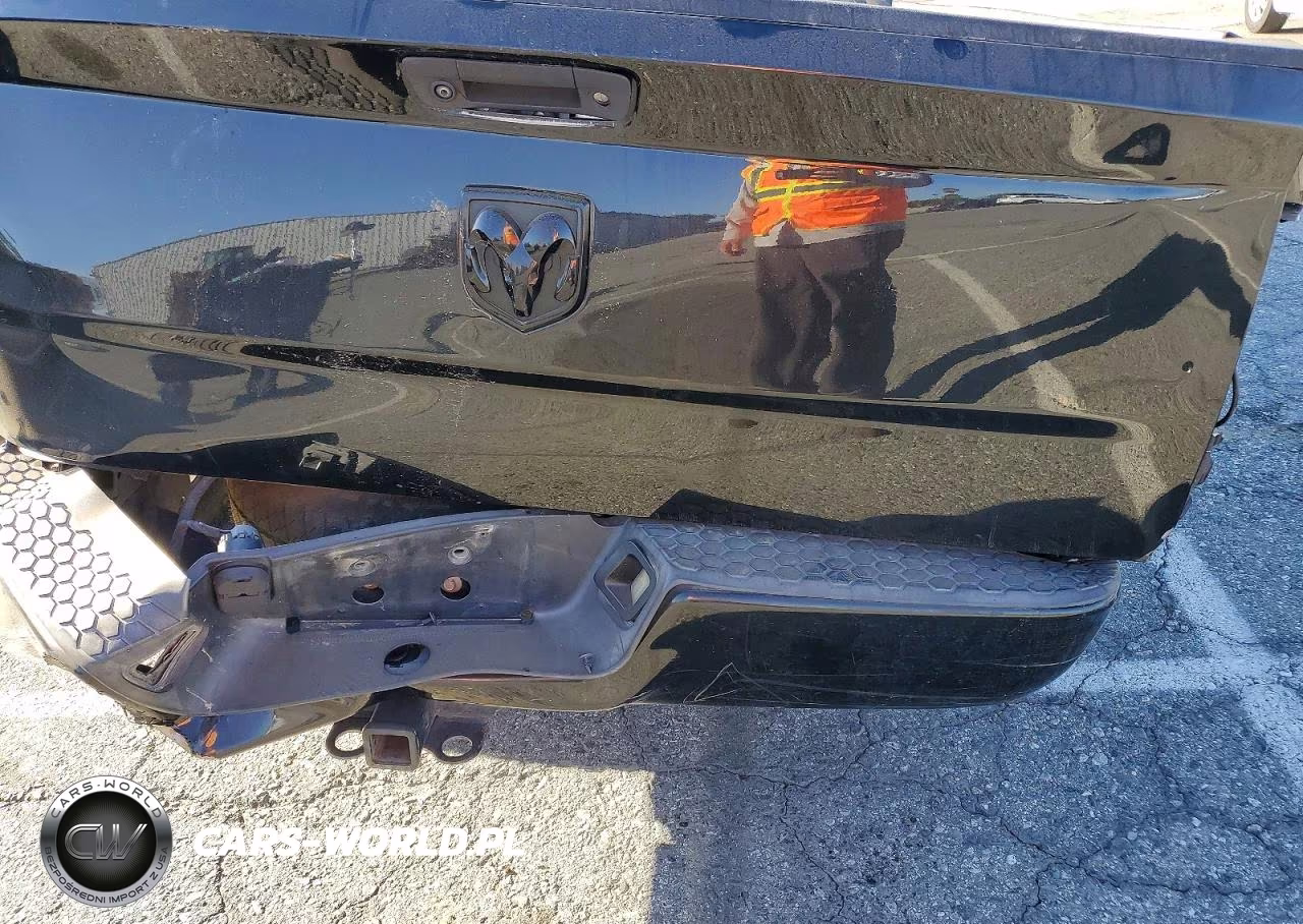 2018 Ram 1500 St VIN:3C6JR6AT7JG249762 - 10