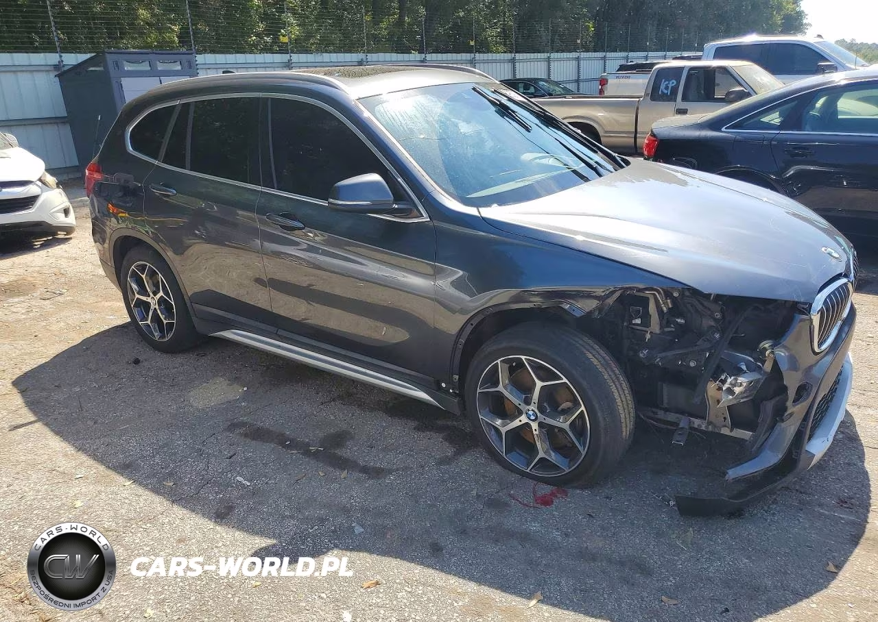 2018 BMW X1 Sdrive28I VIN:WBXHU7C37J5L08814 - 4